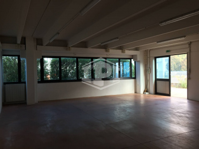 Complesso uffici e officine in Via Francesco Luigi Ferrari, Ferrara (FE)