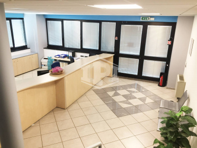 Complesso uffici e officine in Via Francesco Luigi Ferrari, Ferrara (FE)