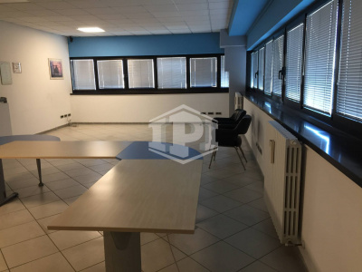 Complesso uffici e officine in Via Francesco Luigi Ferrari, Ferrara (FE)