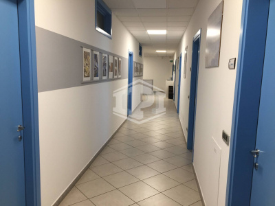 Capannone industriale-direzionale in Via Francesco Luigi Ferrari, Ferrara (FE)