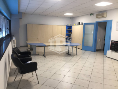 Capannone industriale-direzionale in Via Francesco Luigi Ferrari, Ferrara (FE)