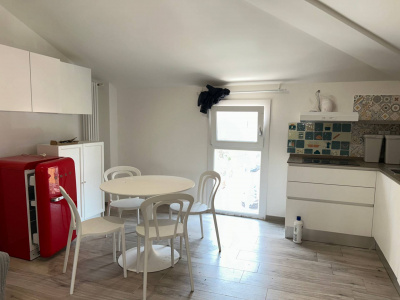 Soluzione indipendente su due livelli in via Corticella, Bologna (BO)