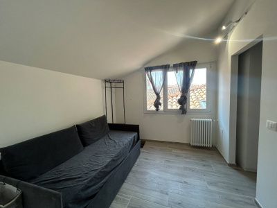 Soluzione indipendente su due livelli in via Corticella, Bologna (BO)