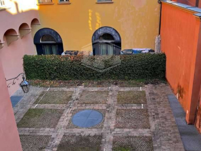 Appartamento di pregio in pieno Centro, Via Barberia, Bologna (BO)
