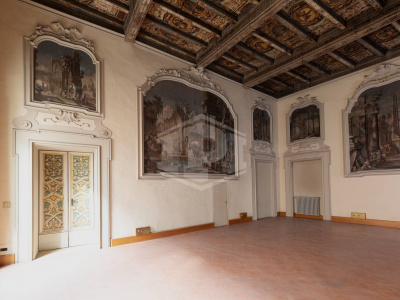 Appartamento di pregio in pieno Centro, Via Barberia, Bologna (BO)