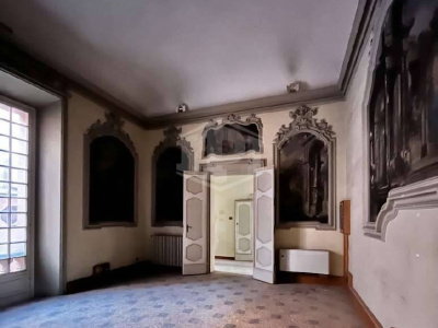 Appartamento di pregio in pieno Centro, Via Barberia, Bologna (BO)