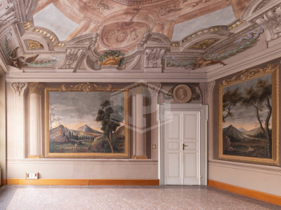 Appartamento di pregio in pieno Centro, Via Barberia, Bologna (BO)