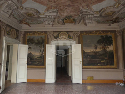 Trilocale di pregio in pieno Centro, Via Barberia, Bologna (BO)