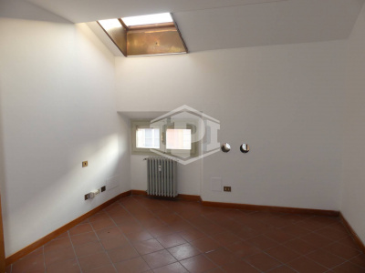 Trilocale di pregio in pieno Centro, Via Barberia, Bologna (BO)