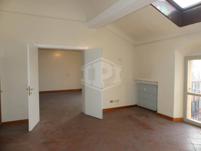 Trilocale di pregio in pieno Centro, Via Barberia, Bologna (BO)