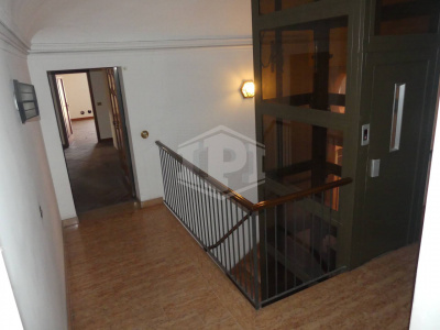 Trilocale di pregio in pieno Centro, Via Barberia, Bologna (BO)