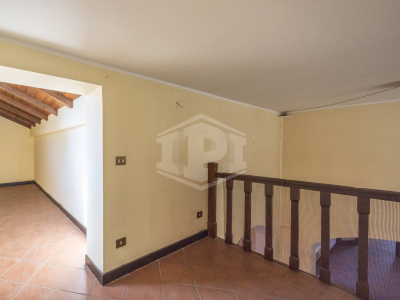 Appartamento di pregio con altana in pieno Centro, Via Barberia, Bologna (BO)