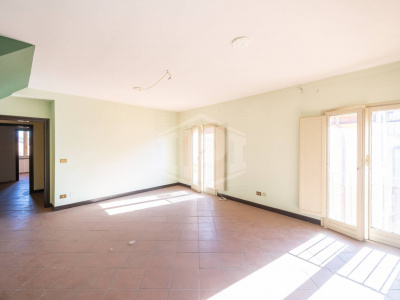 Trilocale di pregio in pieno Centro, Via Barberia, Bologna (BO)