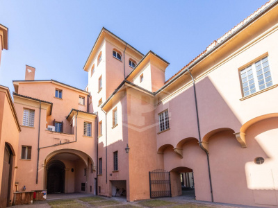 Trilocale di pregio in pieno Centro, Via Barberia, Bologna (BO)