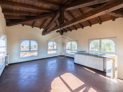 Trilocale di pregio in pieno Centro, Via Barberia, Bologna (BO)