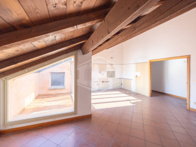 Trilocale di pregio in pieno Centro, Via Barberia, Bologna (BO)
