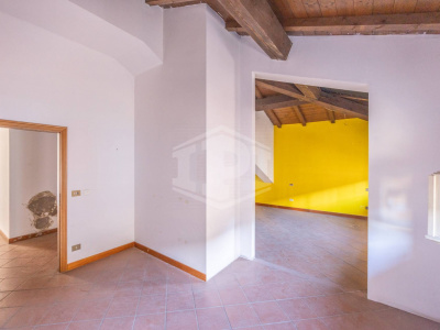 Trilocale di pregio in pieno Centro, Via Barberia, Bologna (BO)