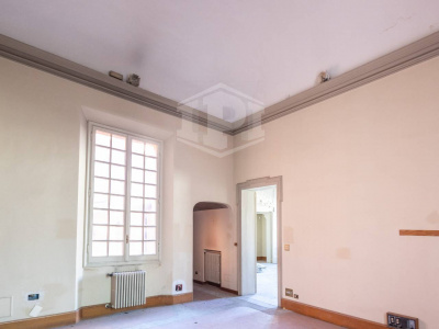 Trilocale di pregio in pieno Centro, Via Barberia, Bologna (BO)