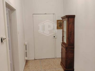 Bilocale in Centro Storico, adiacenze via Indipendenza, Bologna (BO)