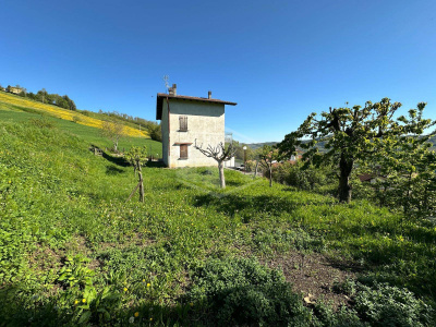 Casa indipendente con giardino privato a Sparvo, Castiglione dei Pepoli (BO)