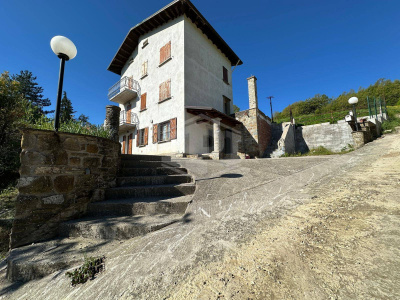 Casa indipendente con giardino privato a Sparvo, Castiglione dei Pepoli (BO)