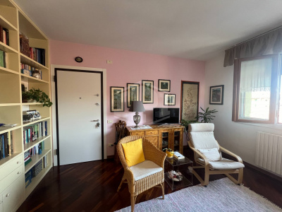 Appartamento ultimo piano con sottotetto, in Santa Viola via Emilia Ponente, Bologna (BO)