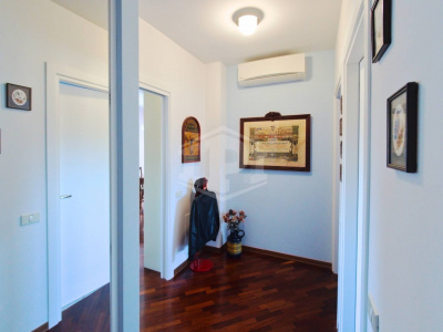 Appartamento ultimo piano con sottotetto, in Santa Viola via Emilia Ponente, Bologna (BO)