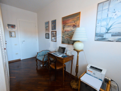 Appartamento ultimo piano con sottotetto, in Santa Viola via Emilia Ponente, Bologna (BO)