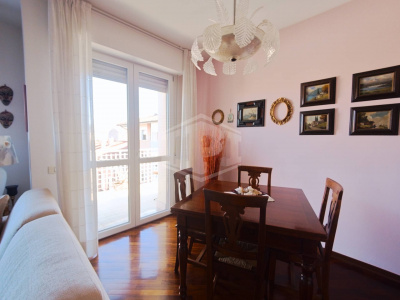 Appartamento ultimo piano con sottotetto, in Santa Viola via Emilia Ponente, Bologna (BO)