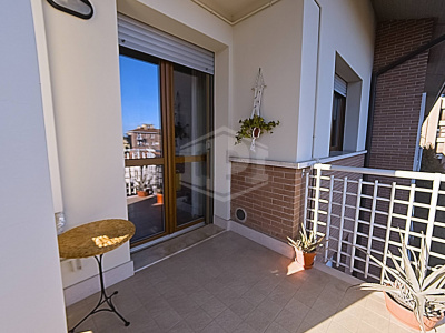 Appartamento ultimo piano con sottotetto, in Santa Viola via Emilia Ponente, Bologna (BO)