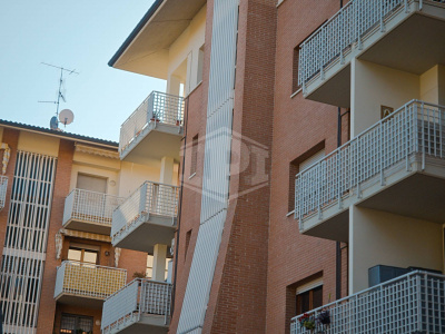 Appartamento ultimo piano con sottotetto, in Santa Viola via Emilia Ponente, Bologna (BO)