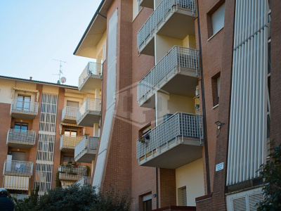 Appartamento ultimo piano con sottotetto, in Santa Viola via Emilia Ponente, Bologna (BO)