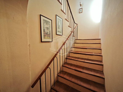 Casa indipendente cielo-terra con terreno a Dozza (BO)
