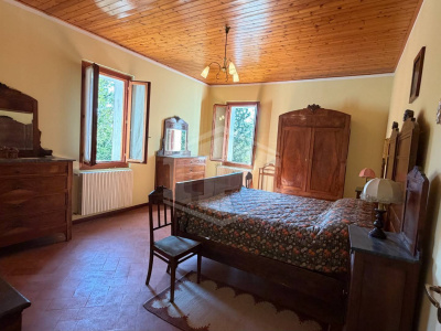 Casa indipendente cielo-terra con terreno a Dozza (BO)