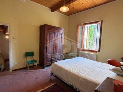 Casa indipendente cielo-terra con terreno a Dozza (BO)