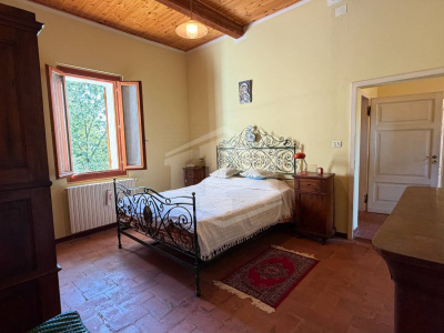 Casa indipendente cielo-terra con terreno a Dozza (BO)