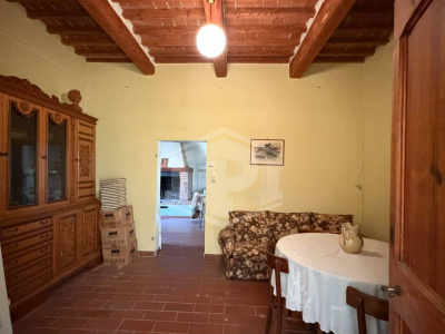 Casa indipendente cielo-terra con terreno a Dozza (BO)