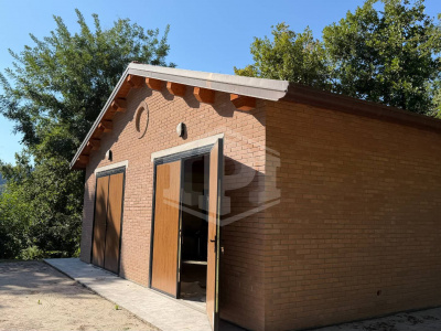Casa indipendente cielo-terra con terreno a Dozza (BO)