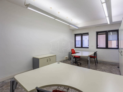 Ufficio in Via Sparano 170 - Bari (BA)