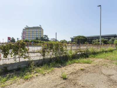 Suolo edificabile commerciale sito fronte S.S/96 - Bari (BA)