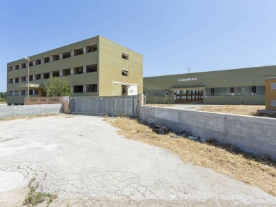 Capannone in Via delle Violette - Modugno Z.I (BA)