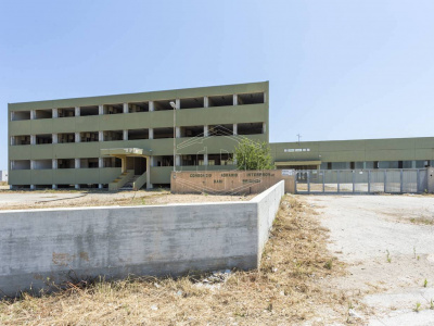 Capannone in Via delle Violette - Modugno Z.I (BA)