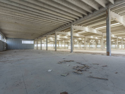 Capannone in Via delle Violette - Modugno Z.I (BA)