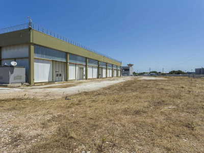 Capannone in Via delle Violette - Modugno Z.I (BA)