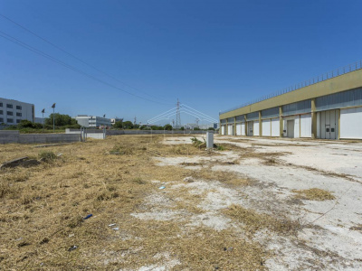 Capannone in Via delle Violette - Modugno Z.I (BA)