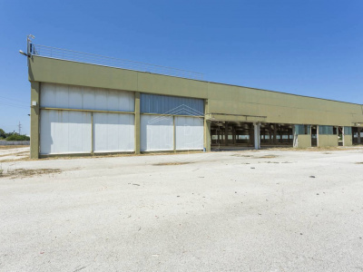 Capannone in Via delle Violette - Modugno Z.I (BA)