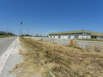 Capannone in Via delle Violette - Modugno Z.I (BA)