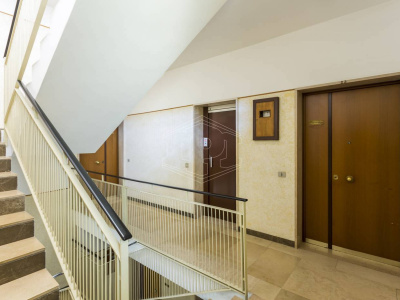 Pentalocale sito in Via Lattanzio 104 - Bari (BA)