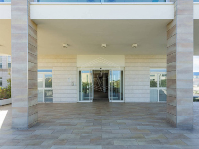 Palazzina uffici indipendente sita in Via Parietai 1 Molfetta - Bari (BA)