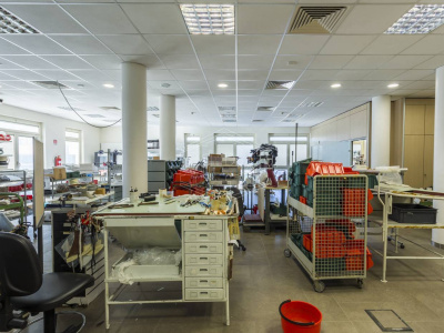 Palazzina uffici indipendente sita in Via Parietai 1 Molfetta - Bari (BA)